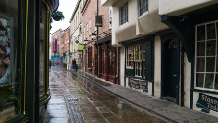 cobbled-streets.jpg